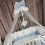 Lenjerie de patut personalizata 11 piese ROYAL White Blue Dublat - PEPPIbambini - Image 3