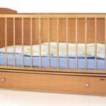 Bertoni - Pat lemn balansoar Joy 70 x 140 cm + cearceaf de pat cadou