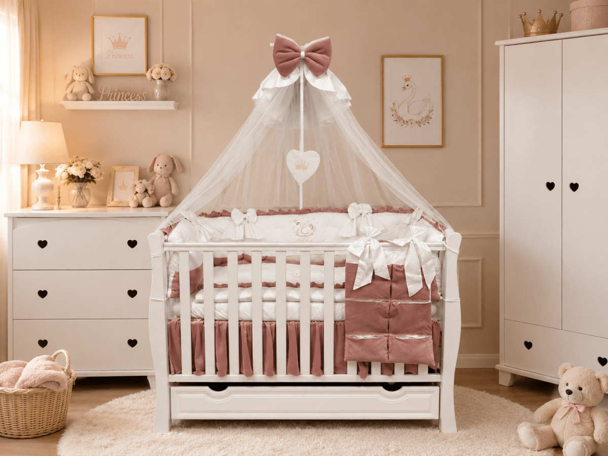 Lenjerie de patut personalizata 11 piese ROYAL White Pink Catifea - PEPPIbambini - imagine 3