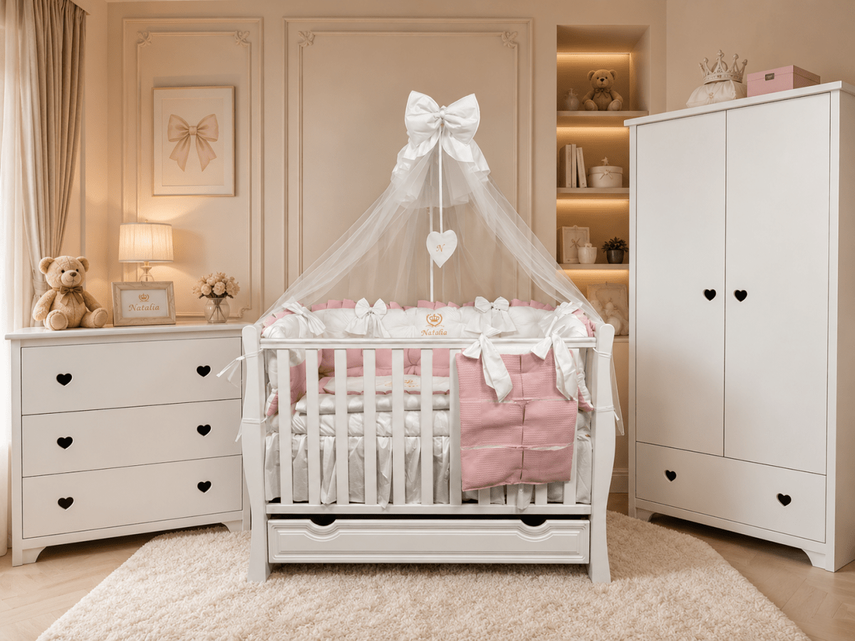 Lenjerie de patut personalizata 11 piese ROYAL White Pink Dublat - PEPPIbambini - imagine 4