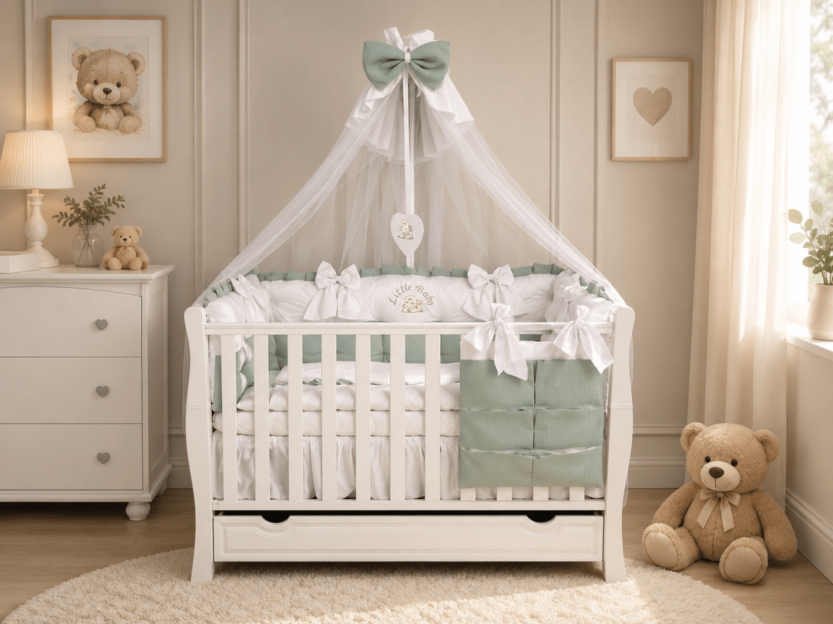 Lenjerie de patut personalizata 11 piese ROYAL White Green Dublat - PEPPIbambini - imagine 4